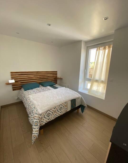 Appartement Avec Terrasse Quimper Esterno foto